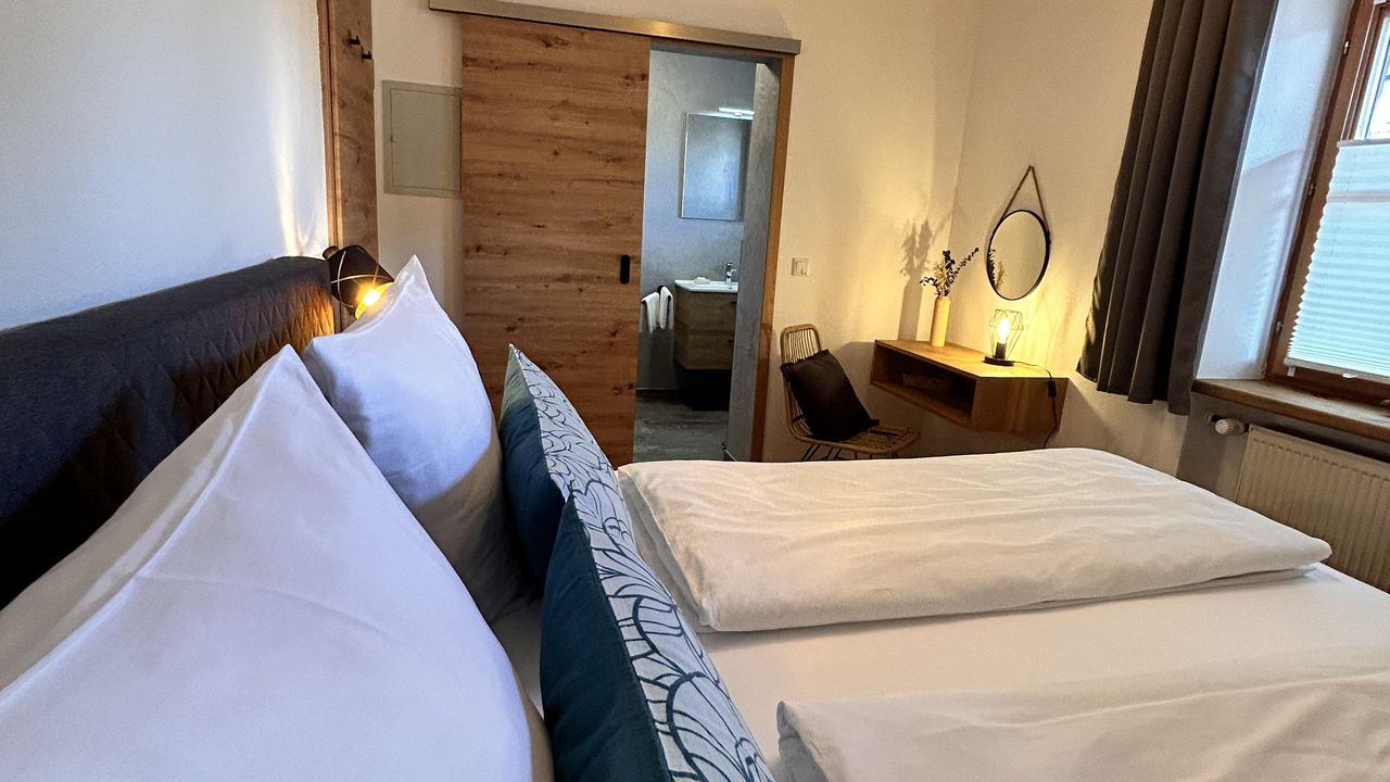 Zugang ins Badezimmer Zugang ins Badezimmer